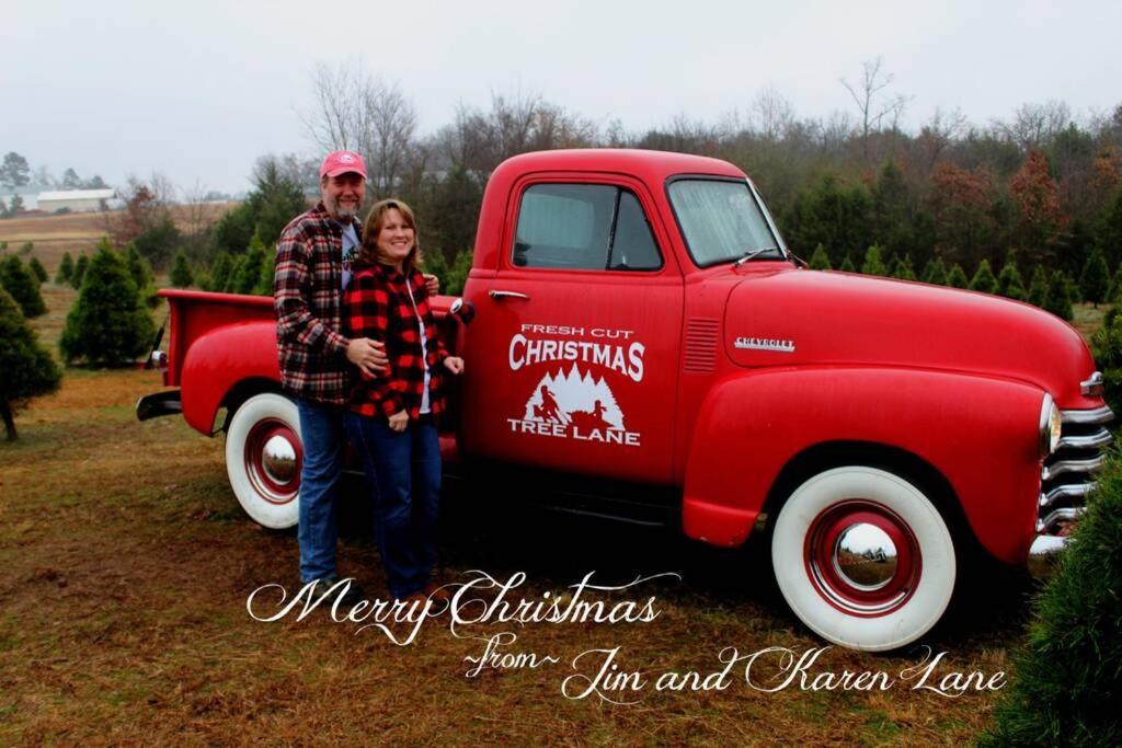 Rural Life On A Real Christmas Tree Farm! Hallmark Experience! Ozark ภายนอก รูปภาพ